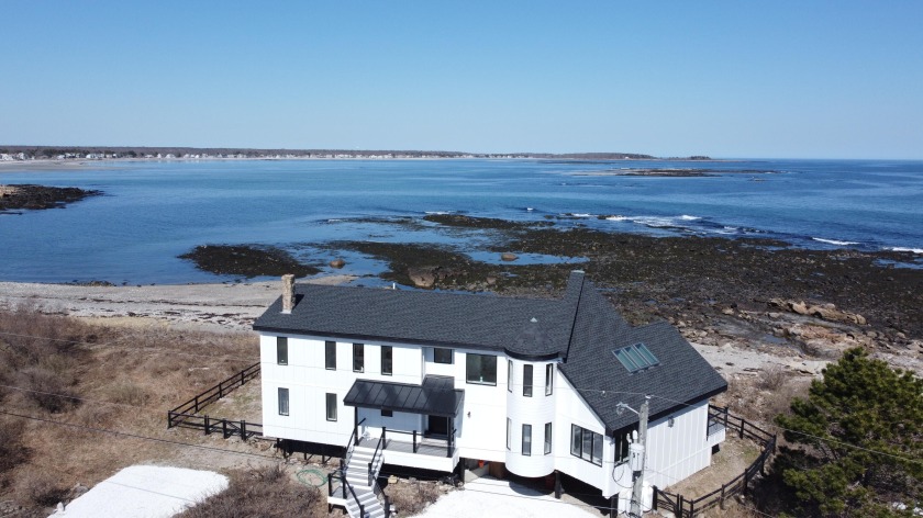 Enjoy 2 spectacular views from this newly renovated OCEAN-FRONT - Beach Home for sale in Kennebunkport, Maine on Beachhouse.com