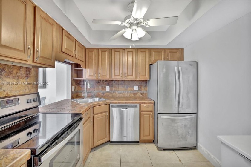 Unbeatable Value in Hallandale Beach! This move-in-ready turnkey - Beach Condo for sale in Hallandale Beach, Florida on Beachhouse.com