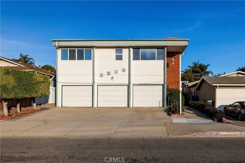 Welcome to 2508 Aviation Boulevard, a rare multi-unit investment - Beach Townhome/Townhouse for sale in Redondo Beach, California on Beachhouse.com