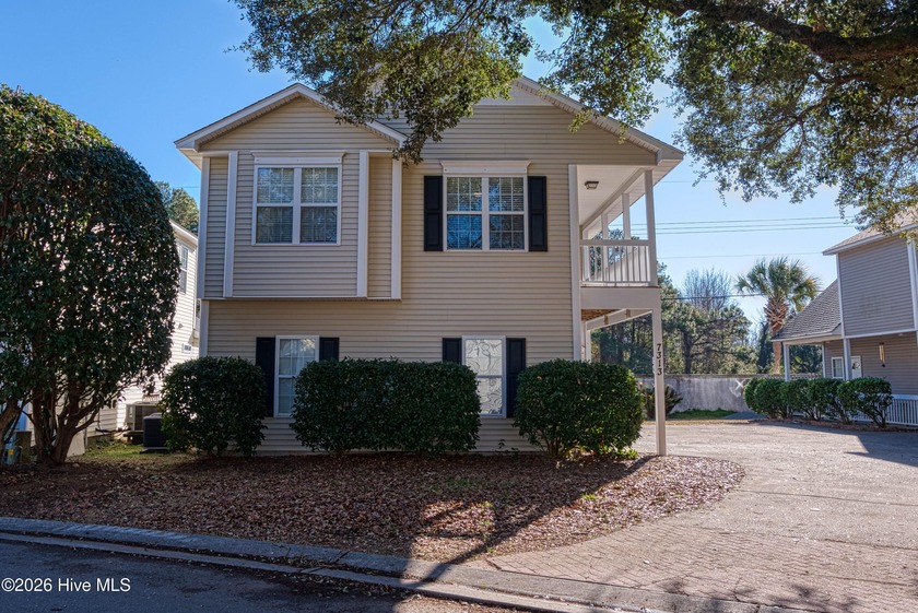 Welcome to 7313 Cassimir Place, a beautifully maintained - Beach Home for sale in Wilmington, North Carolina on Beachhouse.com
