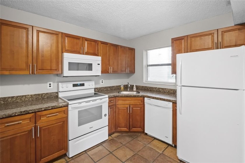 AMAZING LOCATION IN THE HEART OF COCONUT CREEK CLOSE TO MALLS - Beach Condo for sale in Pompano Beach, Florida on Beachhouse.com