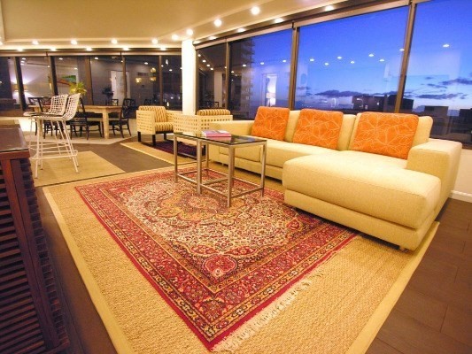 This is a leasehold property. Modern comfortable, practical & - Beach Home for sale in Honolulu, Hawaii on Beachhouse.com
