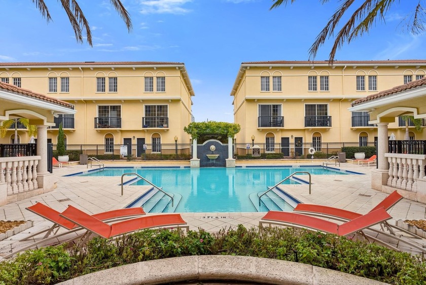 Welcome to one of South Tampa's most sought-after luxury - Beach Townhome/Townhouse for sale in Tampa, Florida on Beachhouse.com