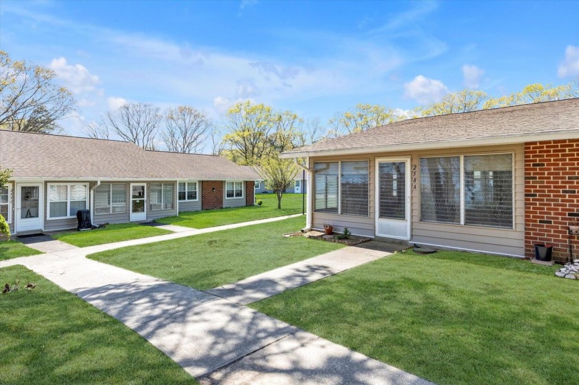 Welcome to your next Home Sweet Home with this Greenbriar end - Beach Condo for sale in Ridge, New York on Beachhouse.com