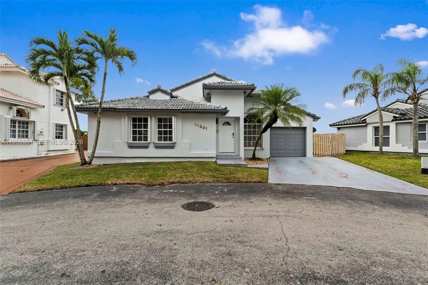 Beautiful Single-Story Home with 3 bedrooms and 2 bathrooms - Beach Home for sale in Miami, Florida on Beachhouse.com