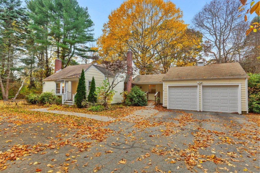 Charming 4 bedroom Cape located on a quiet private road. The - Beach Home for sale in Old Lyme, Connecticut on Beachhouse.com