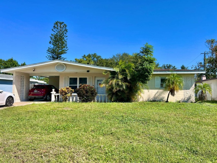 Discover this spacious single-family home in the peaceful Oak - Beach Home for sale in South Daytona, Florida on Beachhouse.com