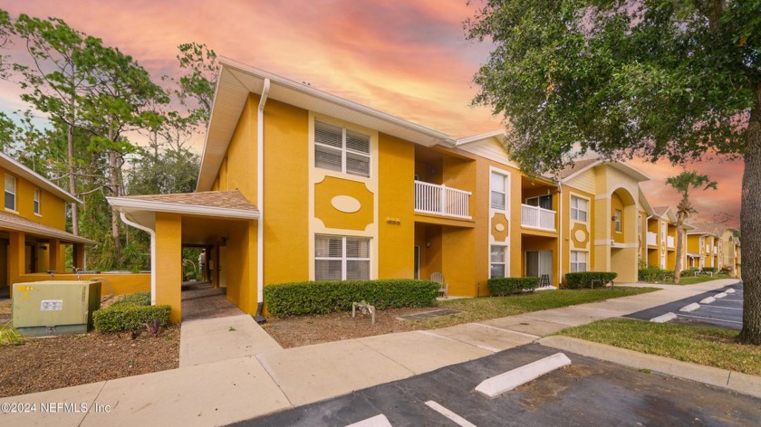 Welcome to easy coastal living in this beautifully updated condo - Beach Condo for sale in Bunnell, Florida on Beachhouse.com