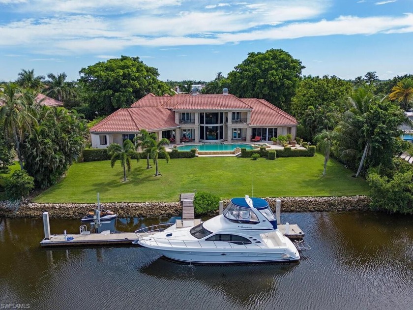 Welcome to PORT ROYAL! A world class lifestyle where your yacht - Beach Home for sale in Naples, Florida on Beachhouse.com