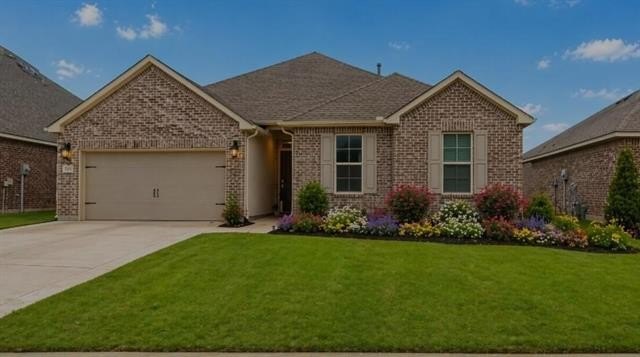 Welcome to this beautifully designed 4 bedroom, 2 bath home - Beach Home for sale in Slidell, Louisiana on Beachhouse.com