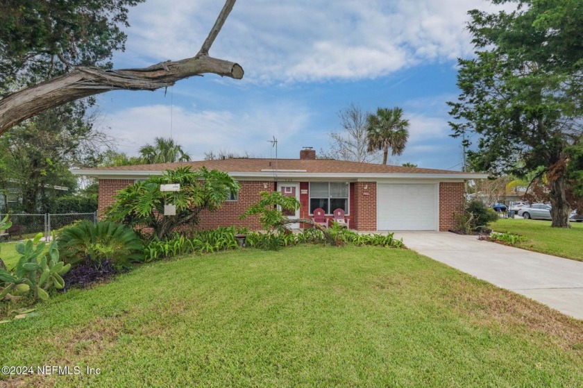 Price Reduced $25k! Meticulously maintained red brick ranch home - Beach Home for sale in Jacksonville Beach, Florida on Beachhouse.com