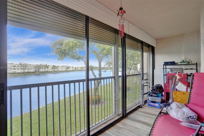 Welcome to 7239 Fairfax, a beautifully maintained condo in the - Beach Condo for sale in Tamarac, Florida on Beachhouse.com