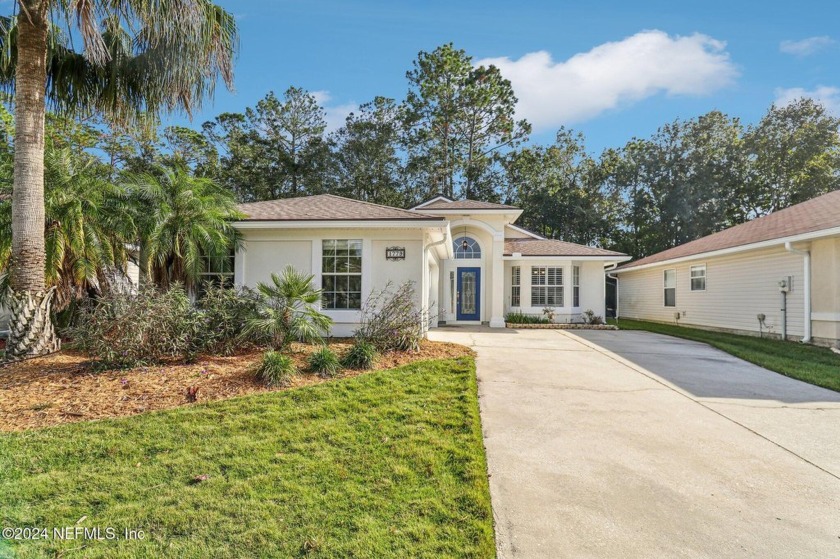 Welcome to this delightful 3-bed, 2-bath home located in the - Beach Home for sale in Fleming Island, Florida on Beachhouse.com