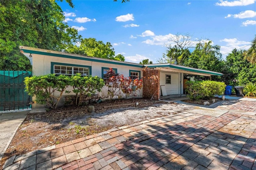 PRICE REDUCED! Tropical WATERFRONT property on Coquina Key!!! - Beach Home for sale in St. Petersburg, Florida on Beachhouse.com