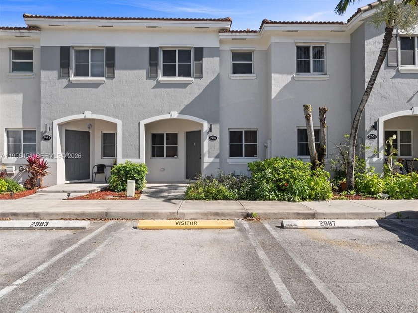 Spacious 2-bedroom, 2.5-bath townhome located in a desirable - Beach Townhome/Townhouse for sale in Homestead, Florida on Beachhouse.com