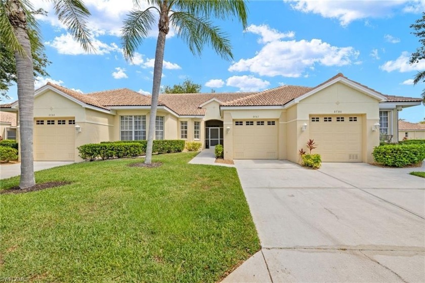 Fantastic opportunity to live the Florida country club - Beach Home for sale in Fort Myers, Florida on Beachhouse.com