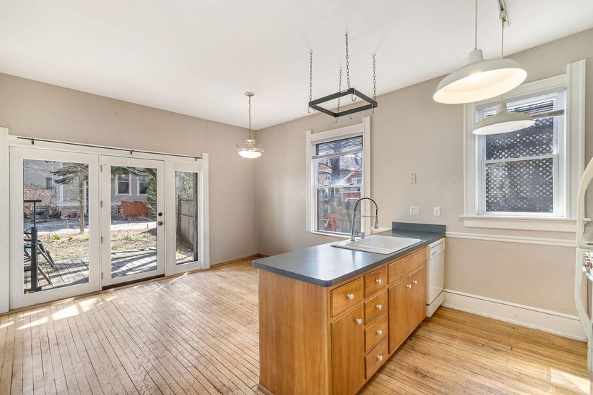 Ideally located duplex offering space and opportunity! Each unit - Beach Home for sale in Milwaukee, Wisconsin on Beachhouse.com