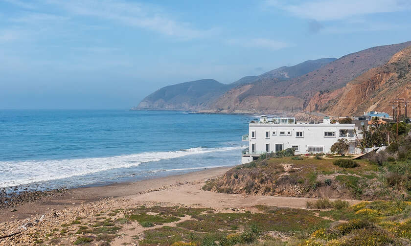 A celebrity estate in an incomparable coastal setting, this - Beach Home for sale in Malibu, California on Beachhouse.com