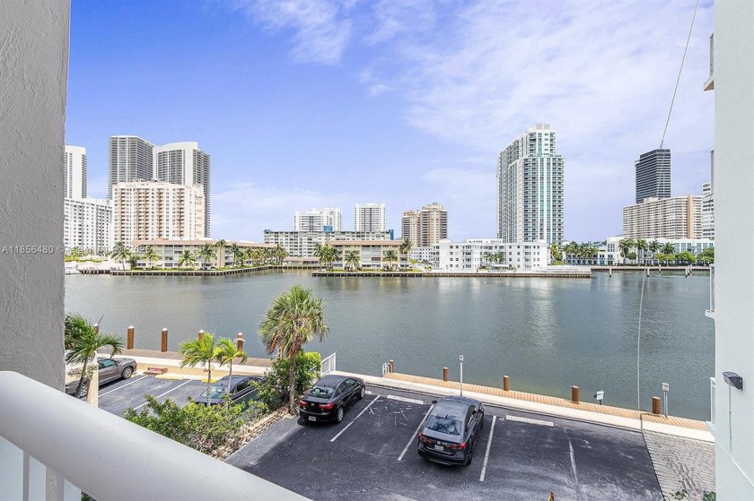 Bright and spacious 3BR/2BA corner unit with stunning views of - Beach Condo for sale in Hallandale Beach, Florida on Beachhouse.com