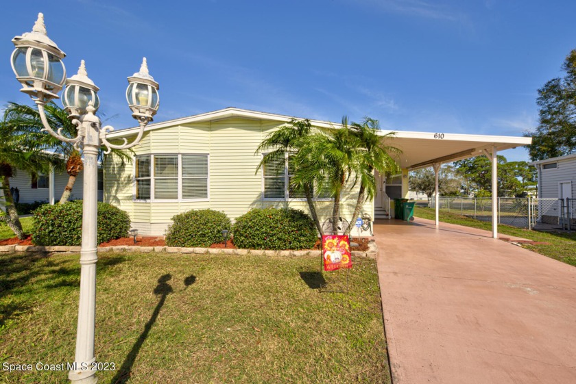 Just in time for season! Large home in Barefoot Bay so Look no - Beach Home for sale in Barefoot Bay, Florida on Beachhouse.com