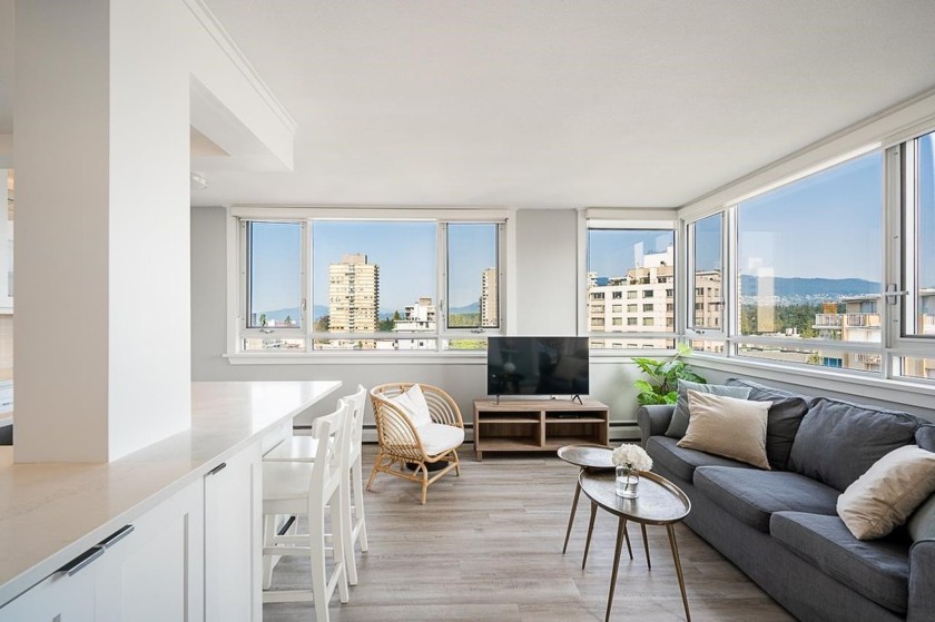 HIDDEN GEM: Fully furnished, beautiful, bright, spacious 1BR on - Beach Condo for sale in Vancouver,  on Beachhouse.com