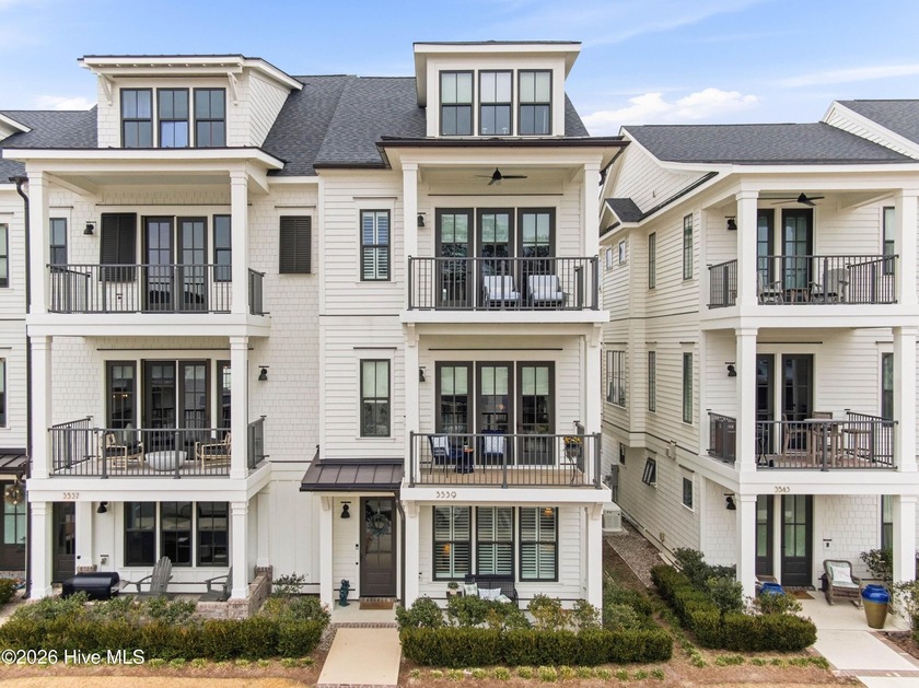 Exceptionally built townhome by the award-winning and highly - Beach Townhome/Townhouse for sale in Wilmington, North Carolina on Beachhouse.com