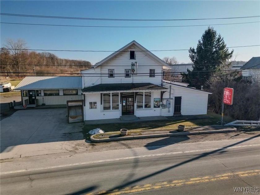 A long-standing landmark serving the Niagara/Orleans County line - Beach Lot for sale in Lyndonville, New York on Beachhouse.com
