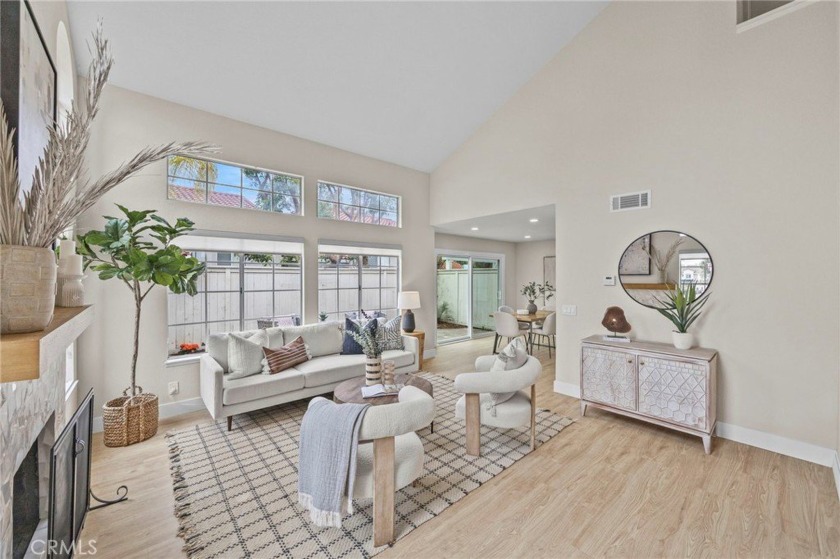 Beautiful corner lot home that has just been completely Upgraded - Beach Condo for sale in Rancho Santa Margarita, California on Beachhouse.com
