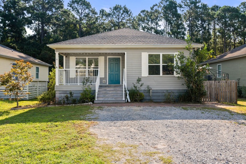 MOTIVATED SELLER!! This charming Florida cottage in the heart of - Beach Home for sale in Santa Rosa Beach, Florida on Beachhouse.com