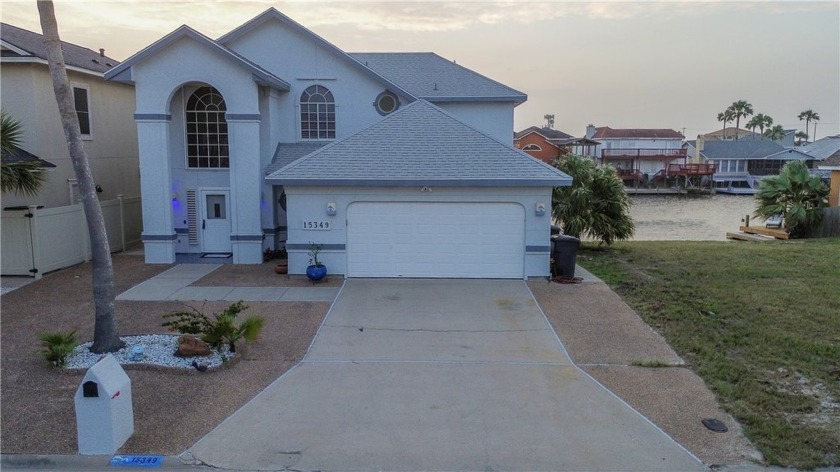 Looking for an island home with character, direct ski basin - Beach Home for sale in Corpus Christi, Texas on Beachhouse.com