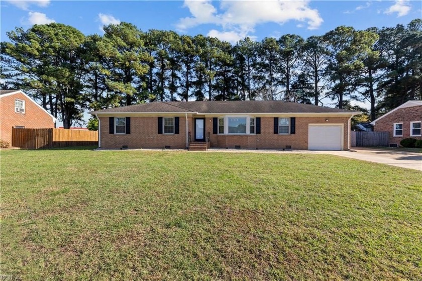 ** Back on market at no fault of the seller** Welcome to your - Beach Home for sale in Portsmouth, Virginia on Beachhouse.com