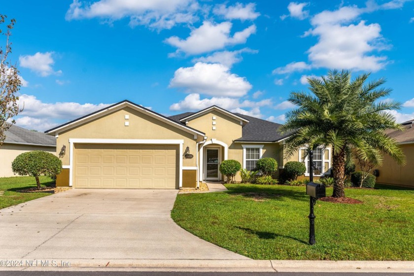 Welcome home! This beautifully maintained home is an - Beach Home for sale in Yulee, Florida on Beachhouse.com