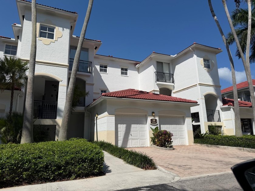 Amazing waterfront resort-style living in the heart of Aventura! - Beach Condo for sale in Aventura, Florida on Beachhouse.com