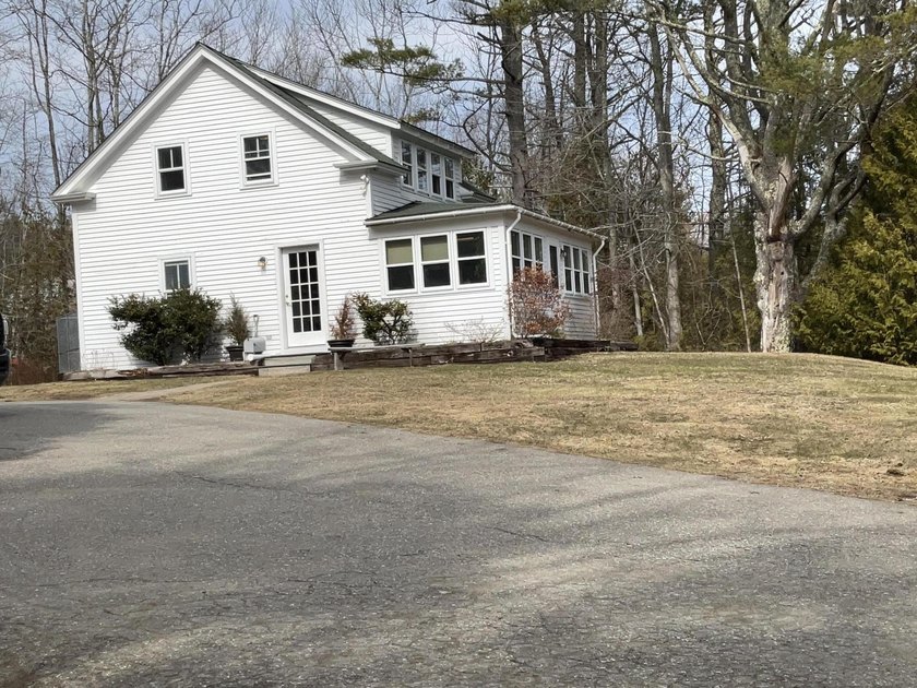 Live/Work or Investment Opportunity. This light-filled property - Beach Home for sale in Lincolnville, Maine on Beachhouse.com