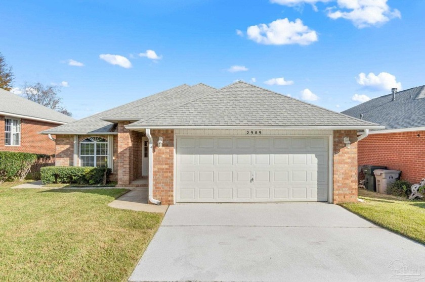 Welcome to this beautiful, well-maintained 3-bedroom, 2-bath, 1 - Beach Home for sale in Pensacola, Florida on Beachhouse.com