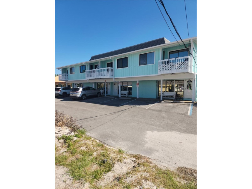 Great Anna Maria Island office space for sale on Gulf Drive N - Beach Commercial for sale in Bradenton Beach, Florida on Beachhouse.com