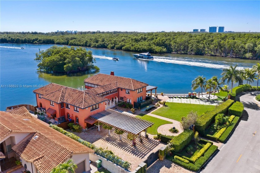 SE Florida TROPHY waterfront estate; Magnificent 1.6-acre parcel - Beach Home for sale in Sunny Isles Beach, Florida on Beachhouse.com