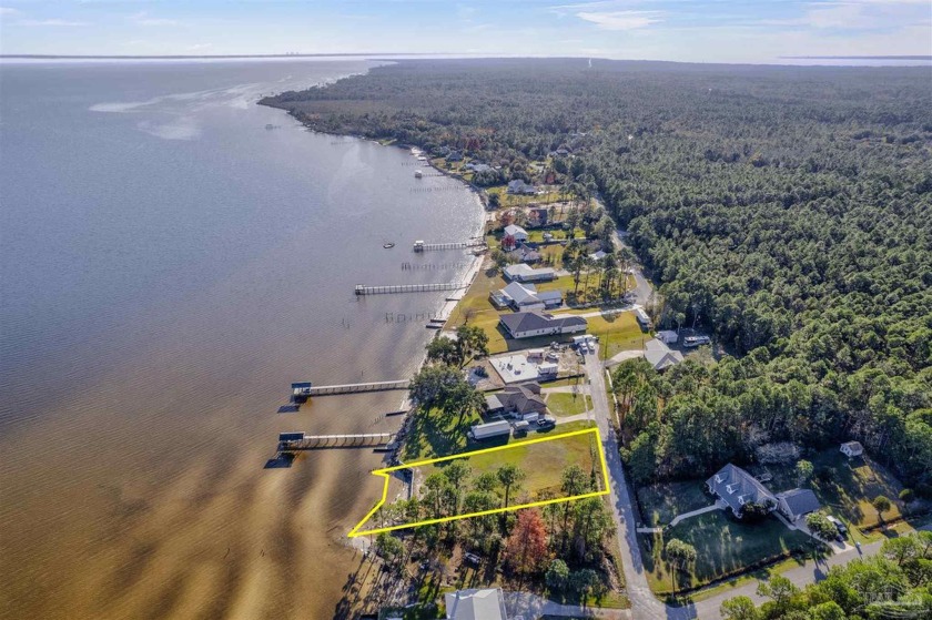 Beautiful Blackwater Bay waterfront lot with access to Pensacola - Beach Lot for sale in Milton, Florida on Beachhouse.com