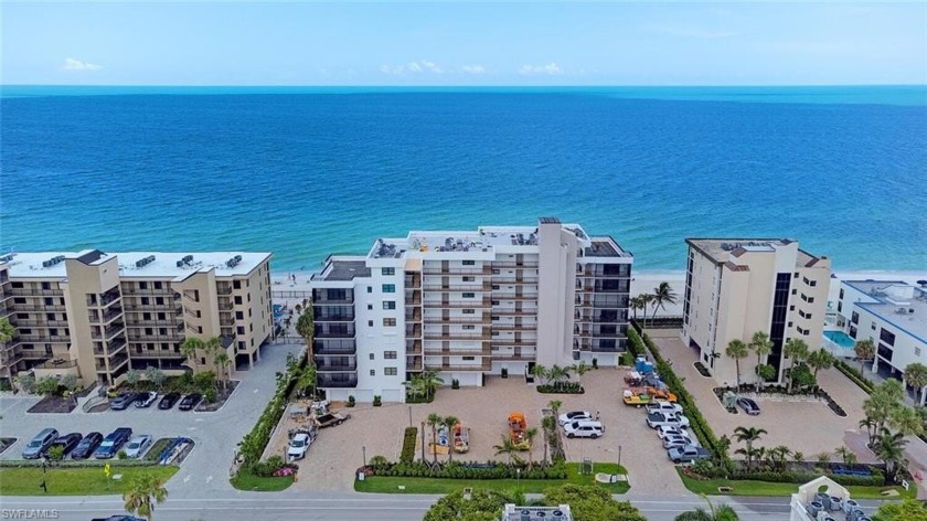 Renovated 4th floor beachfront condo offering spectacular sunset - Beach Condo for sale in Naples, Florida on Beachhouse.com