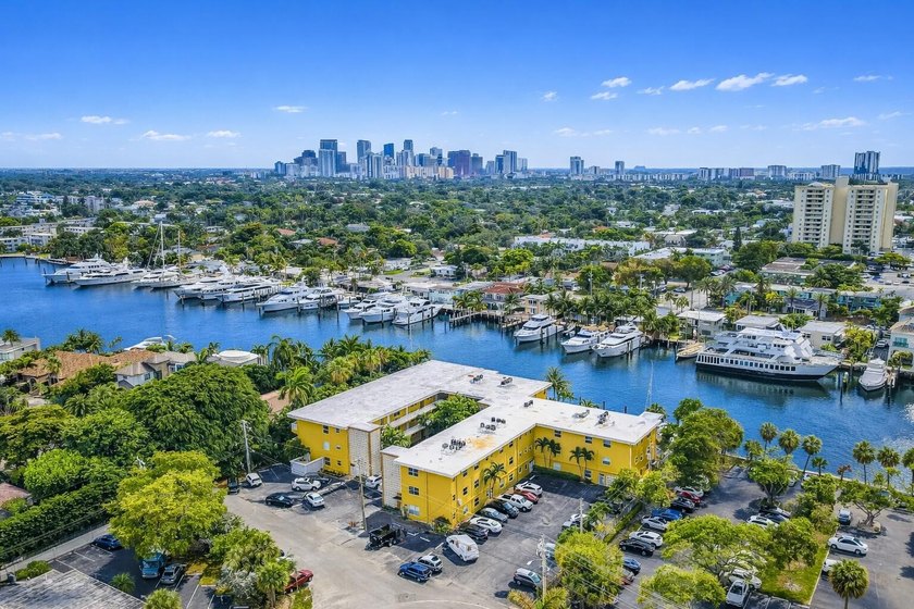 Deeded dock on Middle River in an exclusive boutique gated - Beach Condo for sale in Fort Lauderdale, Florida on Beachhouse.com