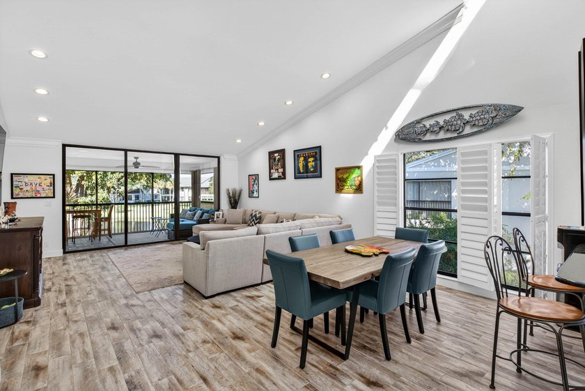 Top floor corner residence in Eastgate at Hunters Run Country - Beach Condo for sale in Boynton Beach, Florida on Beachhouse.com