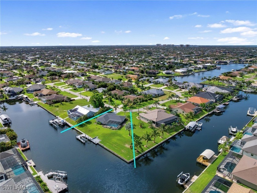 Your Boater's dream in Cape Coral is here! This Gulf access pool - Beach Home for sale in Cape Coral, Florida on Beachhouse.com