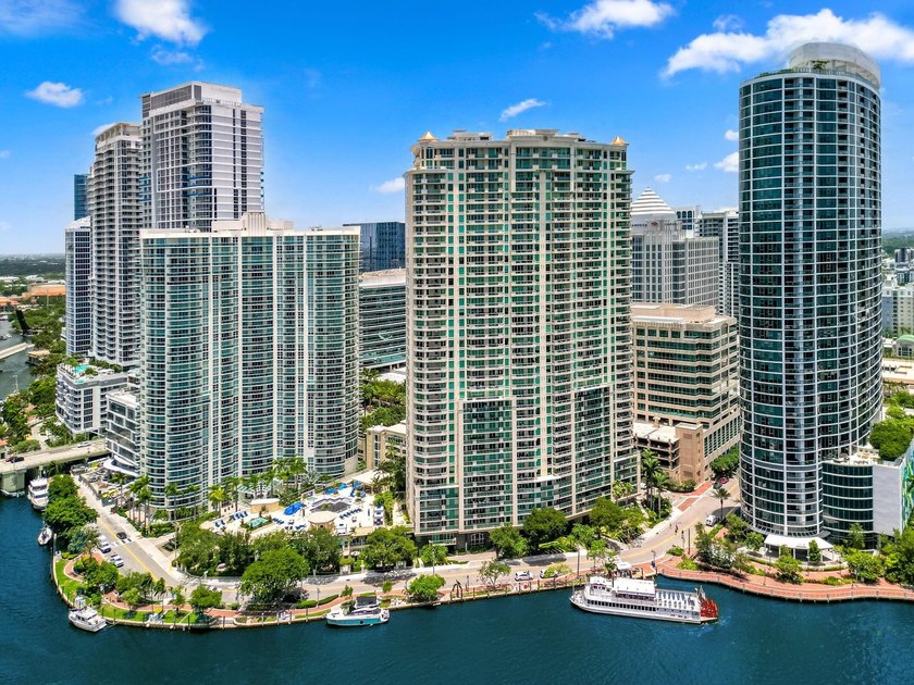 Amazing Opportunity! This One Bedroom One Bath Condo is located - Beach Condo for sale in Fort Lauderdale, Florida on Beachhouse.com
