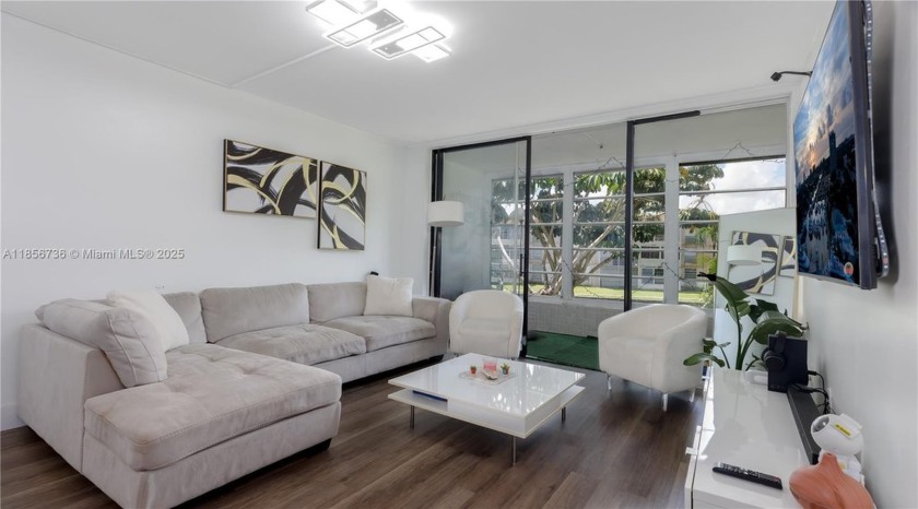 Updated condo in Sands Point! Discover this redesigned 1-bed, 1 - Beach Condo for sale in Tamarac, Florida on Beachhouse.com