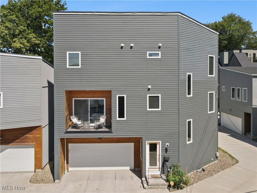 Like new, tax-abated, custom-designed home in the heart of - Beach Townhome/Townhouse for sale in Cleveland, Ohio on Beachhouse.com