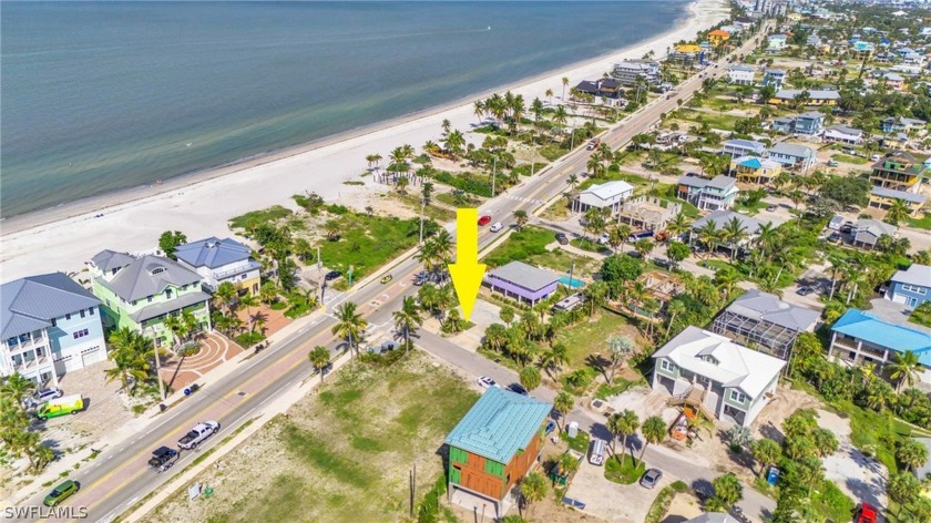 A crosswalk to beachfront! Weekly rental corner lot on Hercules - Beach Lot for sale in Fort Myers Beach, Florida on Beachhouse.com