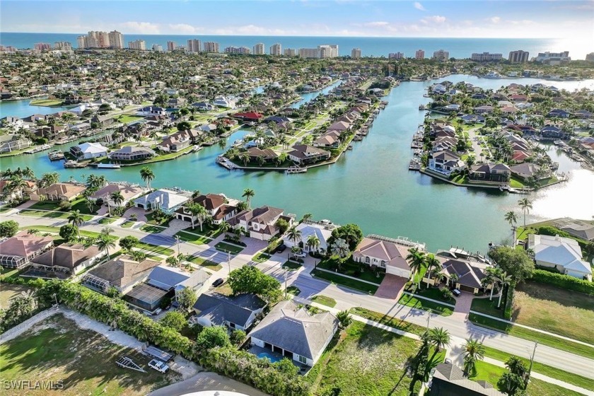 Discover island living at its finest in this stylish and - Beach Home for sale in Marco Island, Florida on Beachhouse.com
