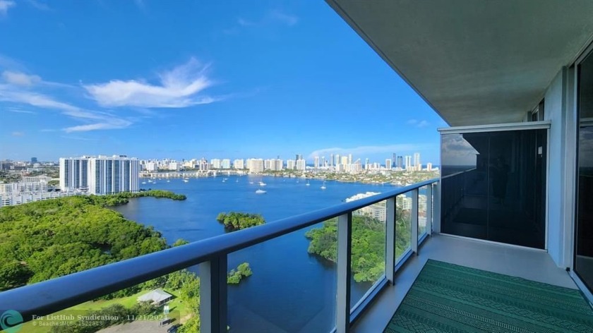 The Harbour nestled on the shores of North Miami Beach. This - Beach Condo for sale in Aventura, Florida on Beachhouse.com