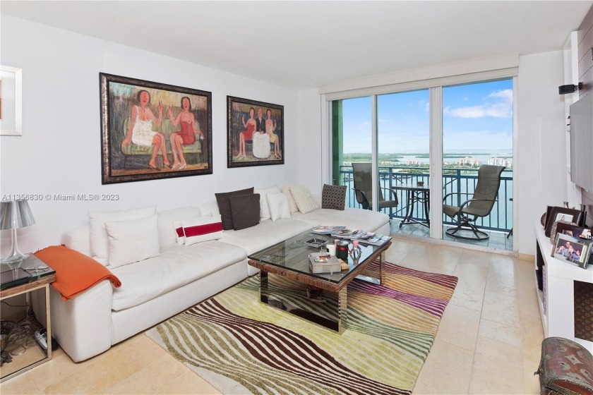 Probably the NICEST 1bdr in the bldg. Enjoy living in the - Beach Condo for sale in Miami Beach, Florida on Beachhouse.com