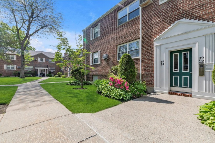 Welcome to this beautifully updated, 2 bedroom, 1 bathroom - Beach Home for sale in Howard Beach, New York on Beachhouse.com